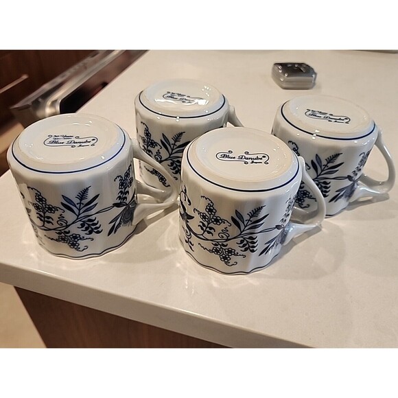 4 VINTAGE BLUE DANUBE ONION JAPAN 3 1/8" TALL MUGS - Picture 7 of 7